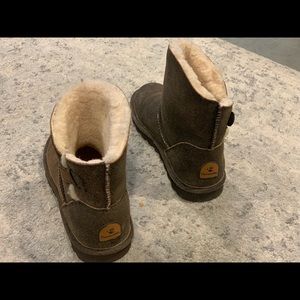 BearPaw boots